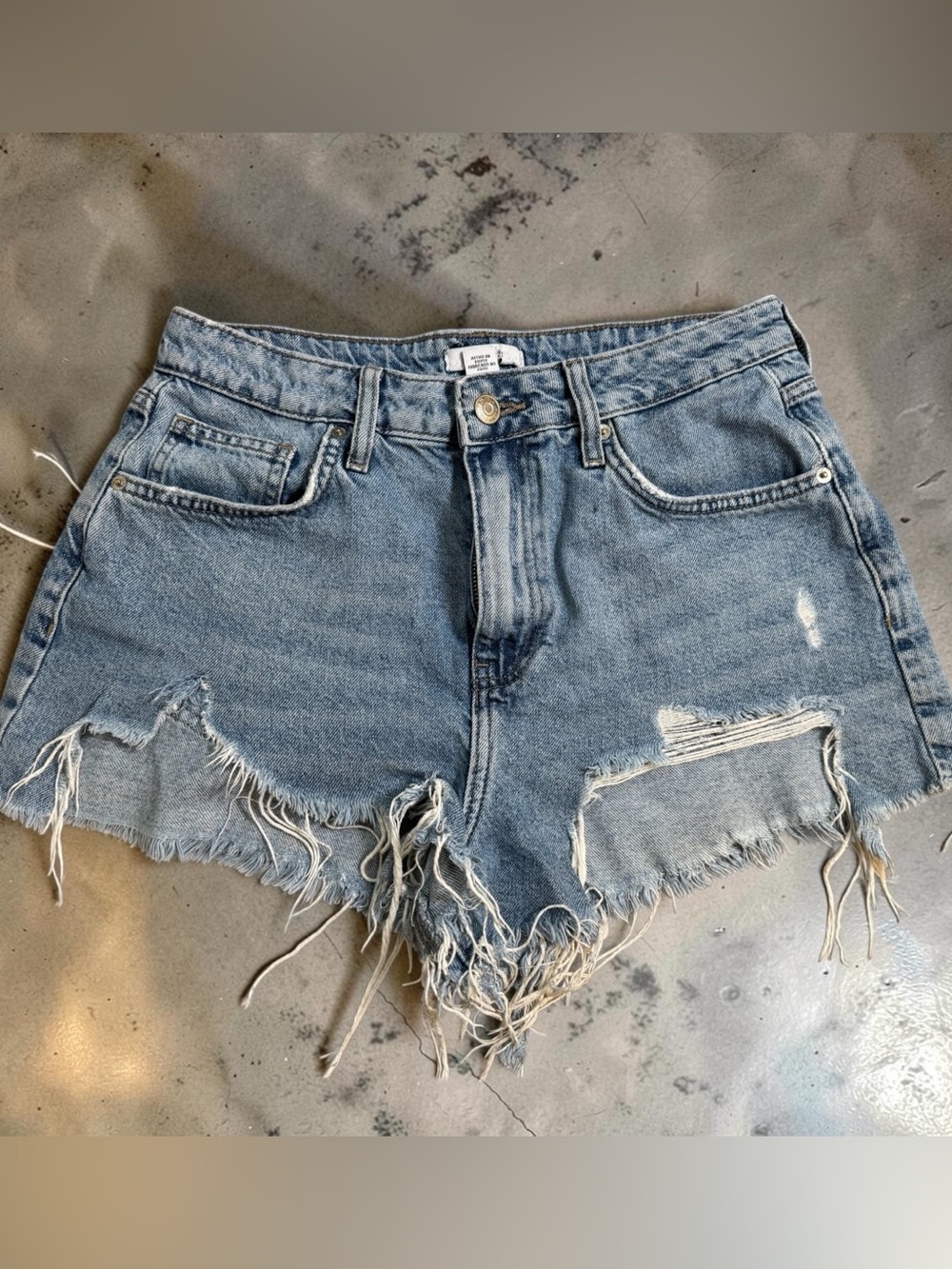 Forever 21 Light Wash Frayed Hem Denim Shorts